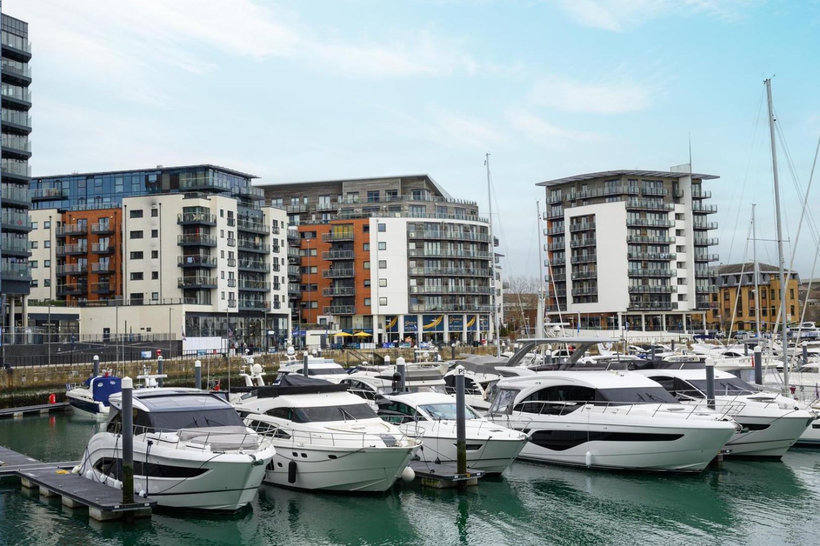 The Ocean Village, Southampton Exterior photo